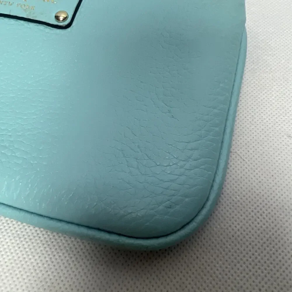 KATE SPADE NEW YORK ZIP TOP WRISTLET CLUTCH mint PEBBLED LEATHER PURSE